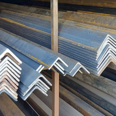 Уголок - Строительные материалы