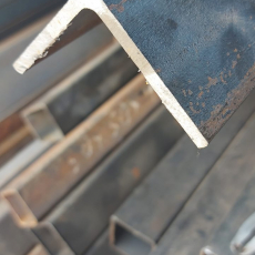 Уголок 63Х5 - Строительные материалы